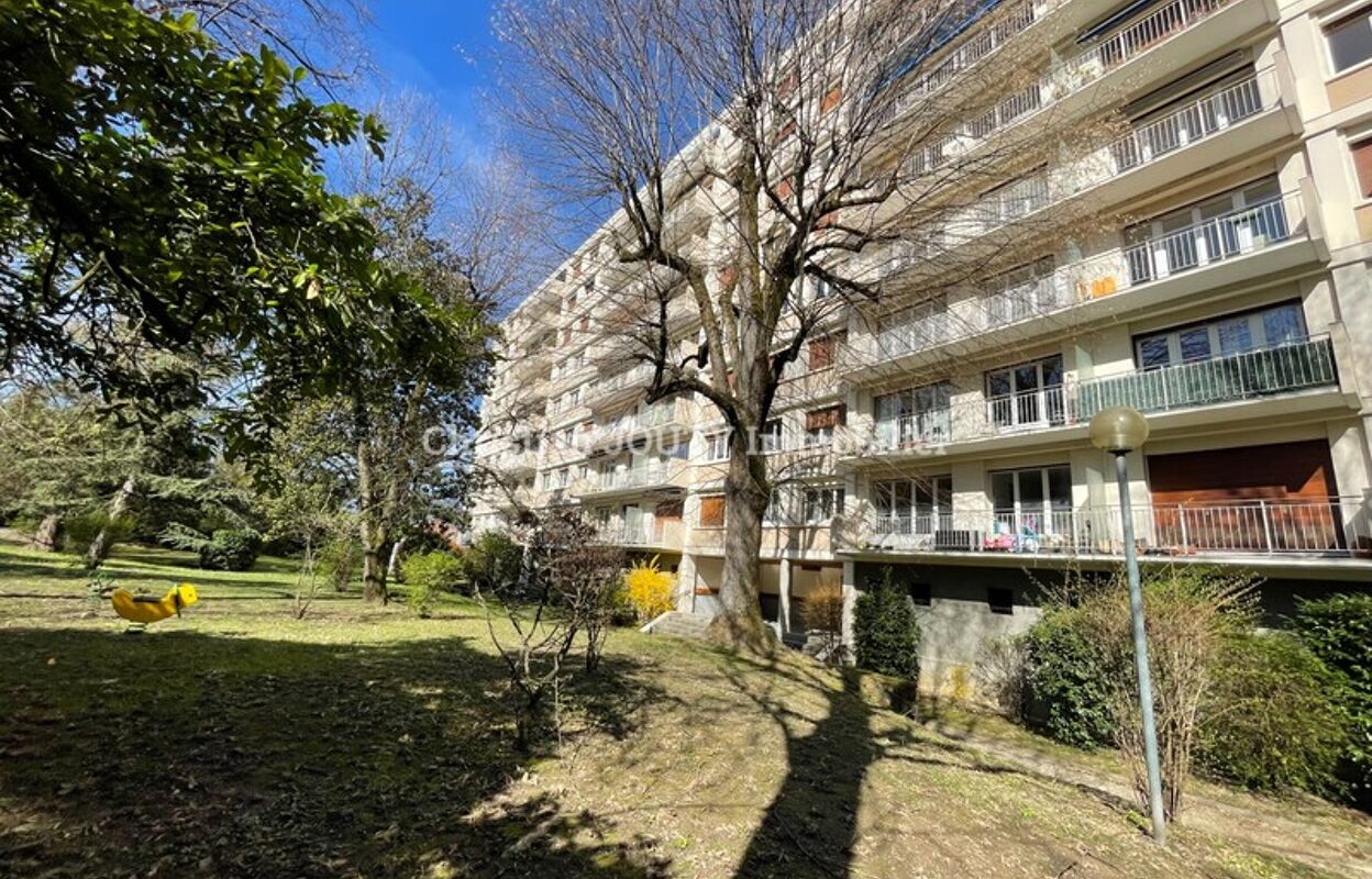 appartement 2 pièces 52 m2 à louer à Gières (38610)