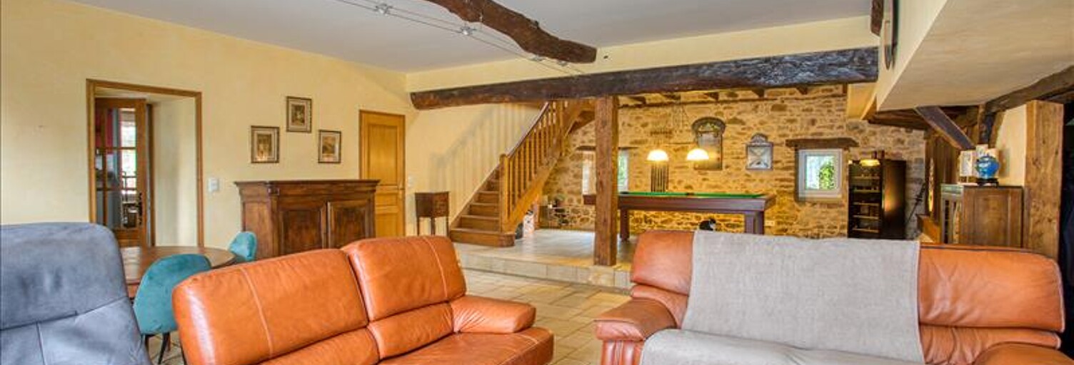 Maison 8 Pièces 203 m² à vendre à Terrasson-Lavilledieu (24120)
