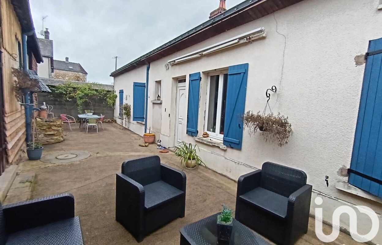 immeuble  pièces 315 m2 à vendre à Mayet (72360)