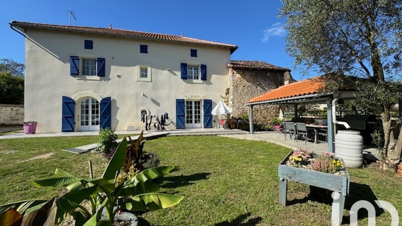 maison 4 pièces 127 m2 à vendre à Terres-de-Haute-Charente (16270)