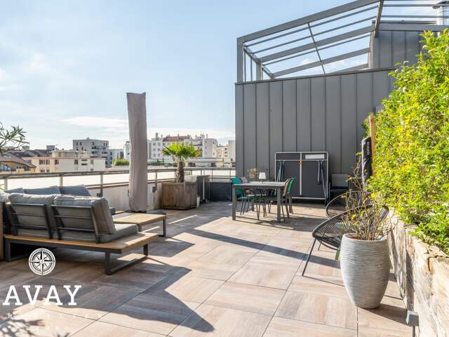 Superbe T4 récent avec terrasse — photo du bien