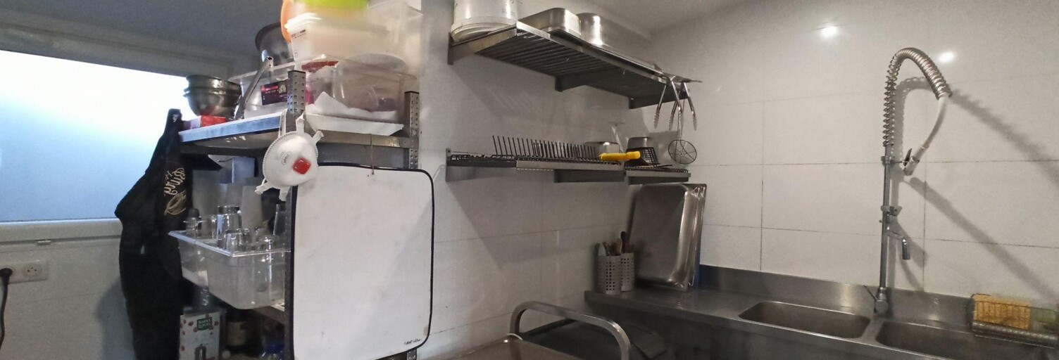 Commerce  45 m² à vendre à Boos (76520)