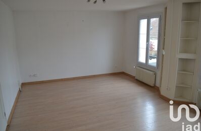 location appartement 980 € CC /mois à proximité de Igny (91430)