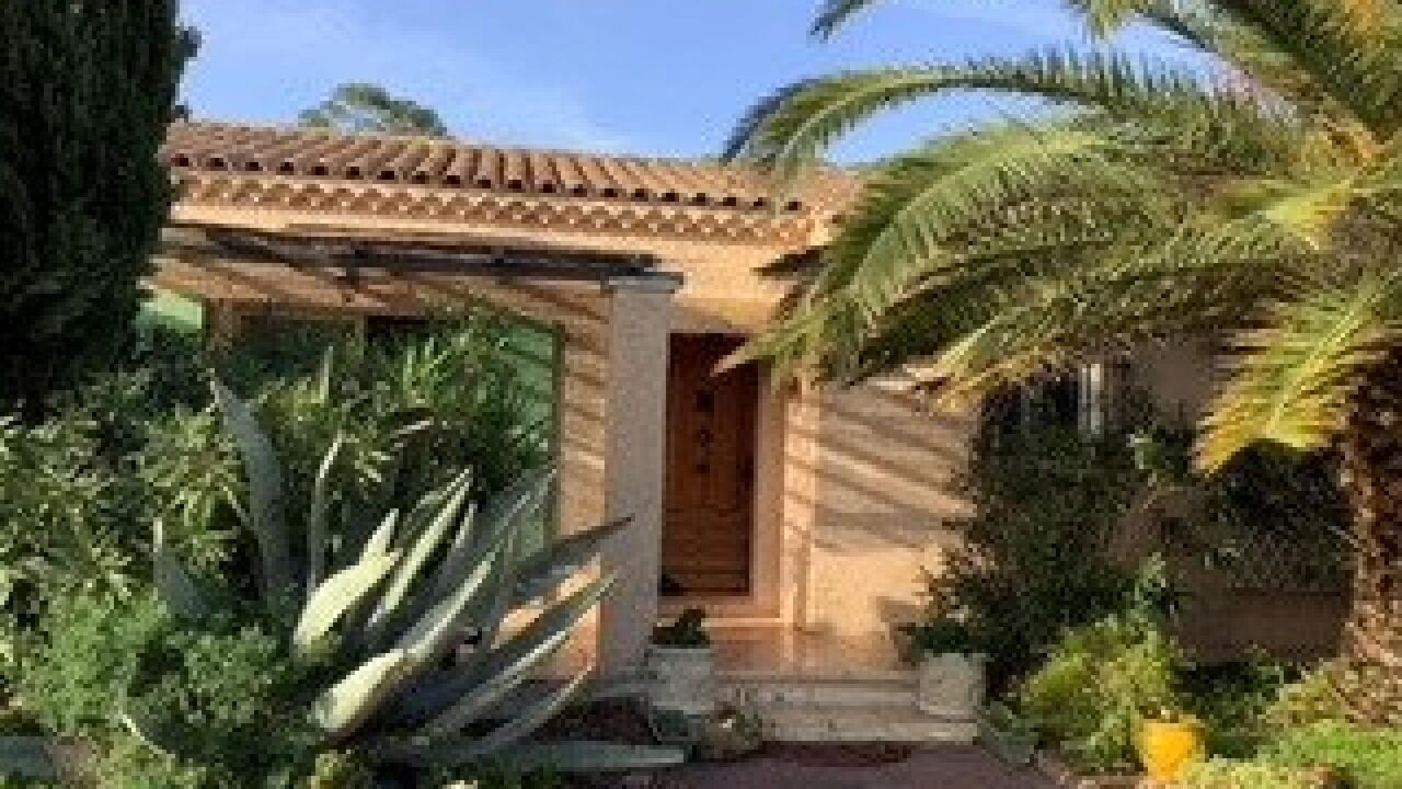 maison 5 pièces 95 m2 à vendre à Fréjus (83600)