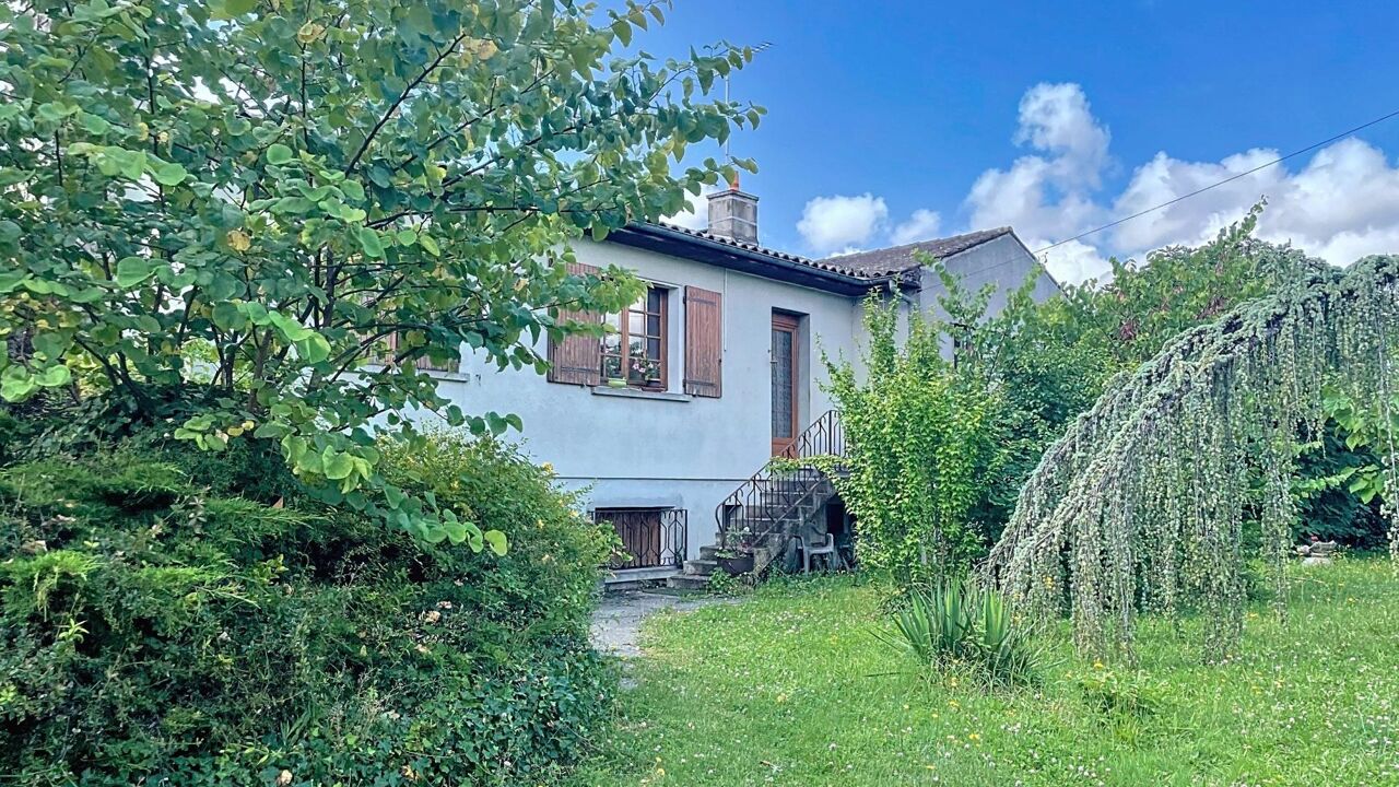 maison 5 pièces 110 m2 à vendre à Merpins (16100)