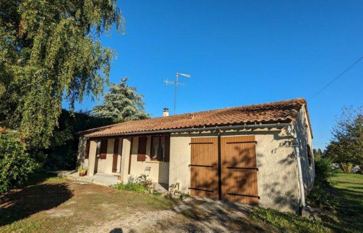 maison 4 pièces 87 m2 à vendre à Barbezieux-Saint-Hilaire (16300)