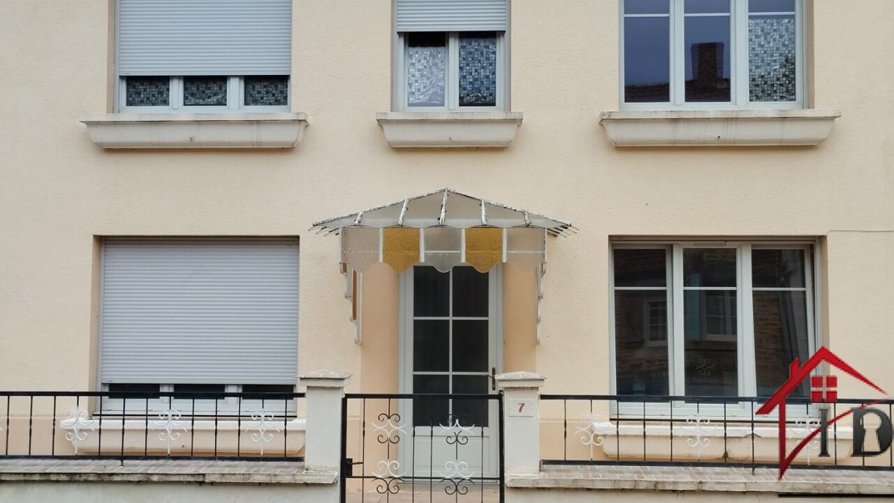 maison 8 pièces 233 m2 à vendre à Neuilly-l'Évêque (52360)