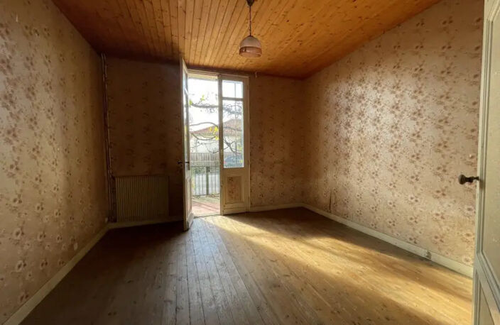 Villa Arésienne à rénover au coeur d'Arès — photo 4