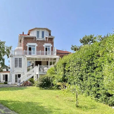 Maison 10 pièces null €