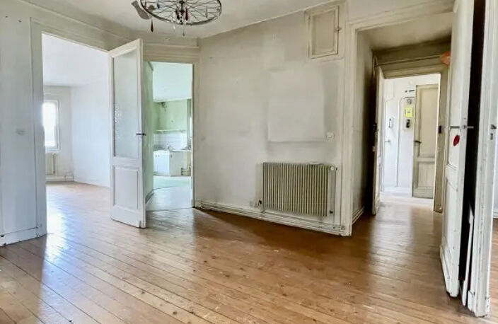 En cours de vente - Saint-Michel, Duplex à rénover avec terrasse de 23 m2 vue sur les toits bordelais — photo 5