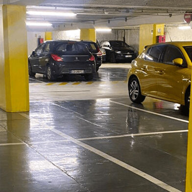 Parking 13 m²