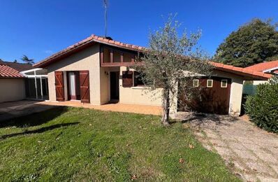 location maison 950 € CC /mois à proximité de Saint-Sever (40500)