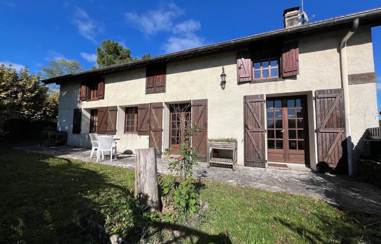 maison 4 pièces 166 m2 à vendre à Roquefort (40120)