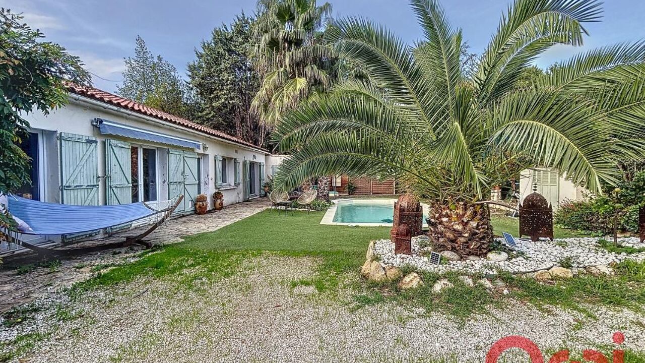 maison 6 pièces 137 m2 à vendre à Six-Fours-les-Plages (83140)