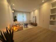 Appartement À Vendre VASTE STUDIO  CARRE D'OR — photo 2