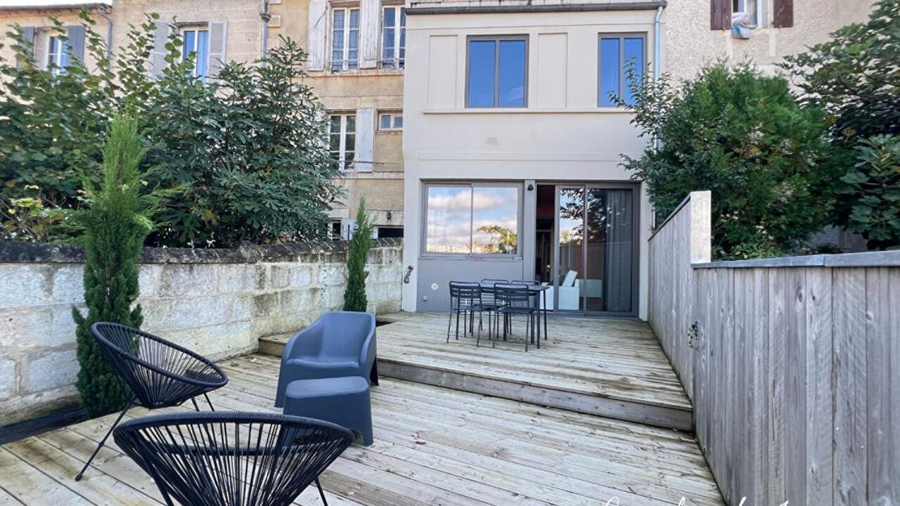 immeuble  pièces 110 m2 à vendre à Angoulême (16000)