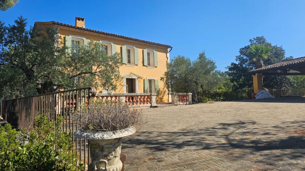 maison 8 pièces 300 m2 à vendre à Trans-en-Provence (83720)