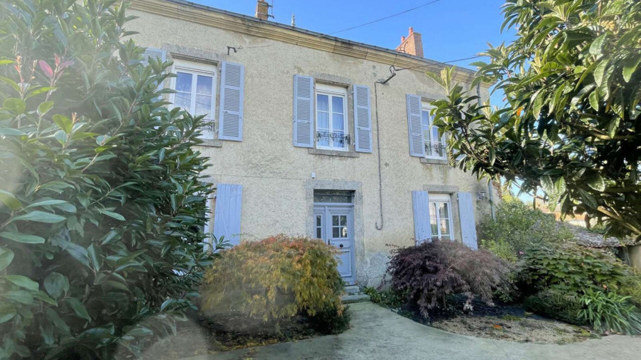 maison 7 pièces 207 m2 à vendre à Breuil-Barret (85120)