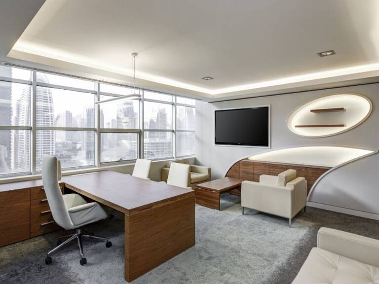Local commercial — photo 1