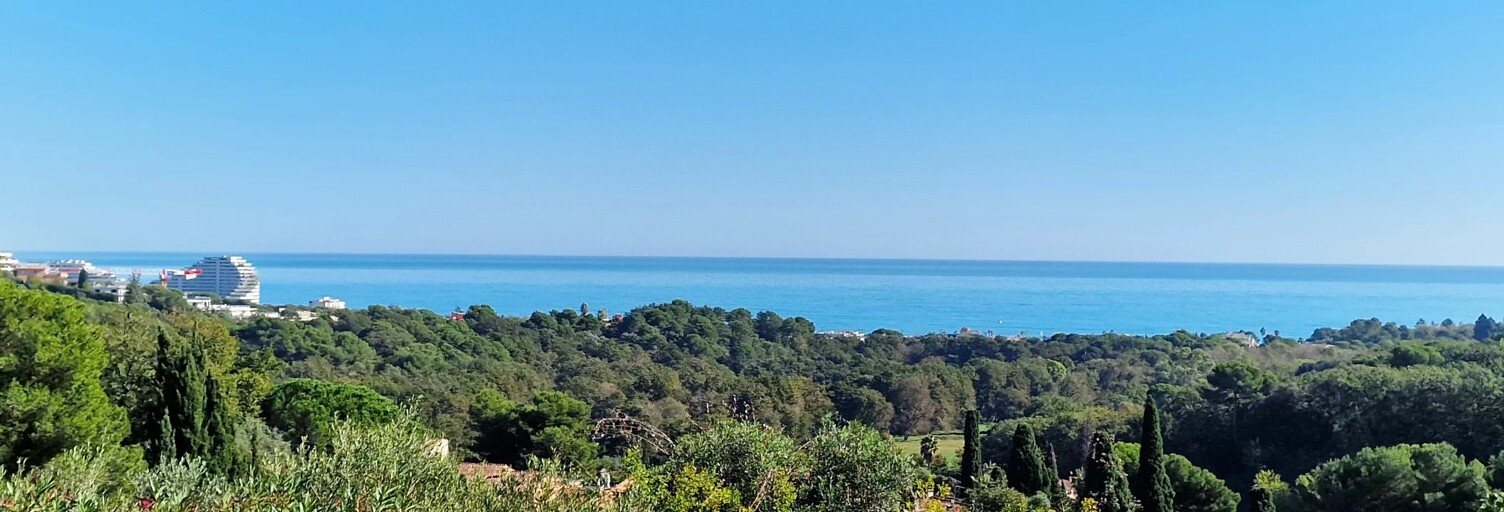 Maison 5 Pièces 154 m² à vendre à Villeneuve-Loubet (06270)