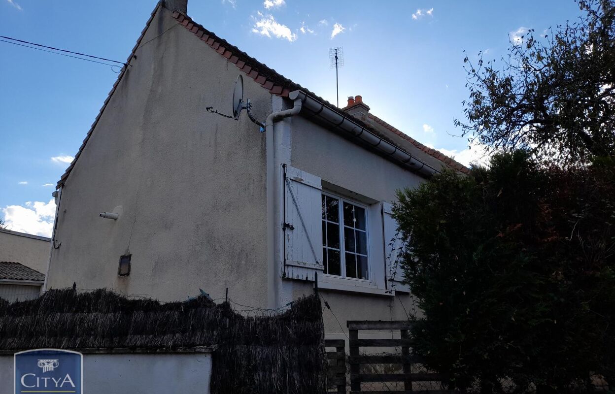 maison 3 pièces 90 m2 à vendre à Le Blanc (36300)