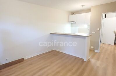 location appartement 900 € CC /mois à proximité de Villejuif (94800)