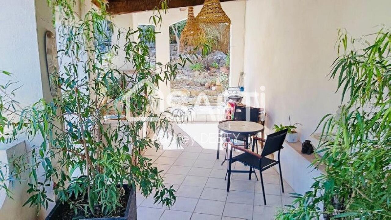 maison 5 pièces 90 m2 à vendre à Six-Fours-les-Plages (83140)