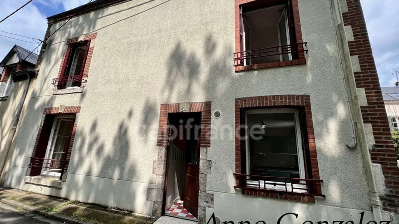 maison 6 pièces 130 m2 à vendre à La Chapelle-Saint-Mesmin (45380)