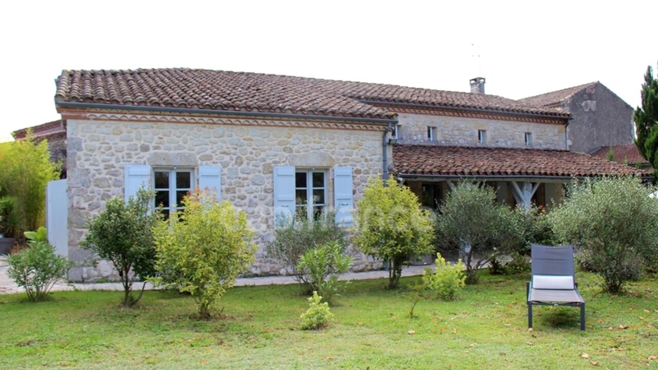 maison 6 pièces 215 m2 à vendre à Lectoure (32700)