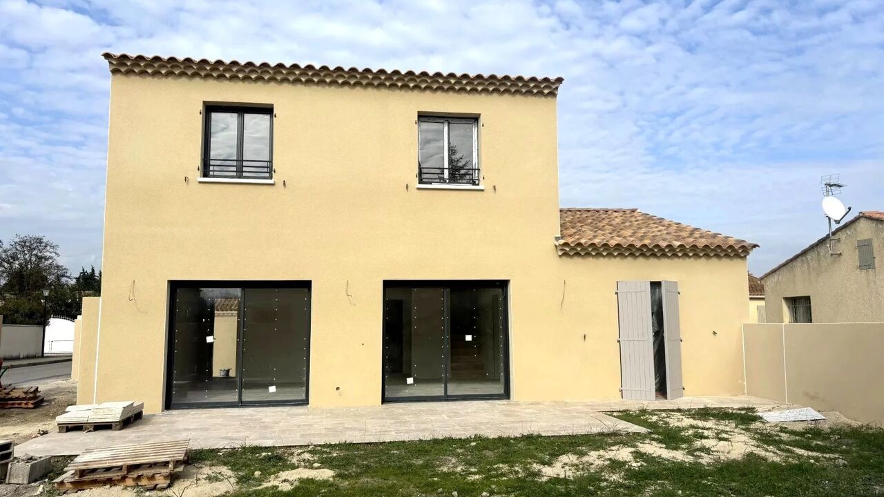 maison 5 pièces 116 m2 à vendre à Mollégès (13940)