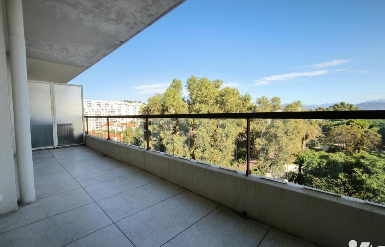 appartement 3 pièces 55 m2 à vendre à Nice (06200)