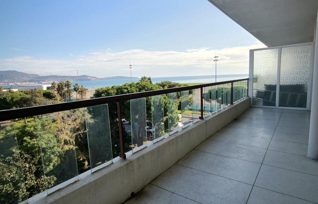 appartement 3 pièces 55 m2 à vendre à Nice (06200)