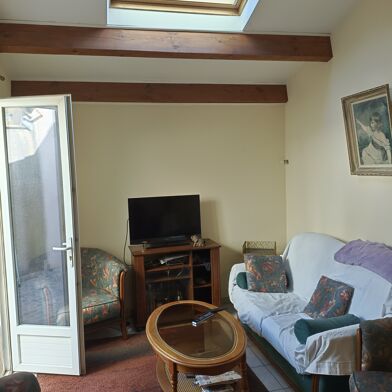Appartement 3 pièces 750 €