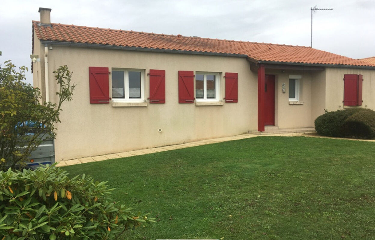 maison 5 pièces 92 m2 à vendre à Pouzauges (85700)