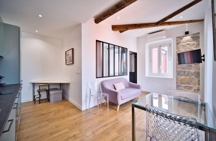 Port de Nice, vente appartement 2 pièces rénové, vue Port — photo 4