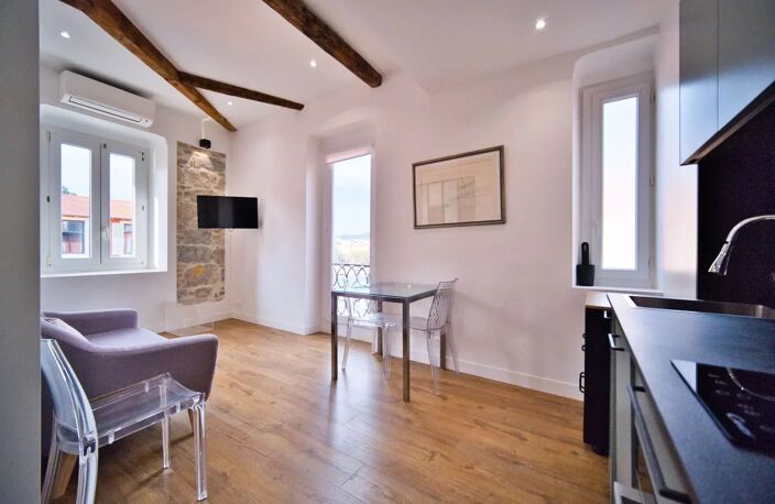 Port de Nice, vente appartement 2 pièces rénové, vue Port — photo 5