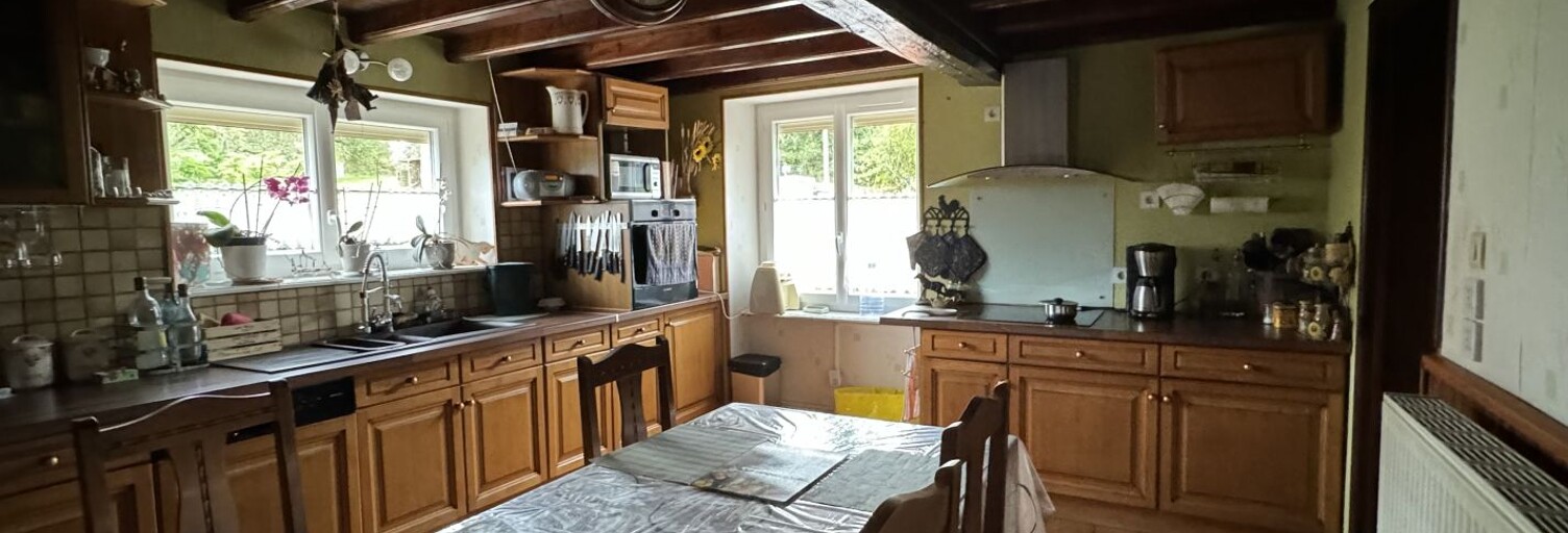 Maison 8 Pièces 180 m² à vendre à Paslières (63290)