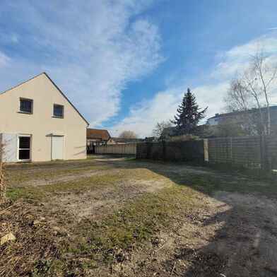 Maison 9 pièces 315000 €