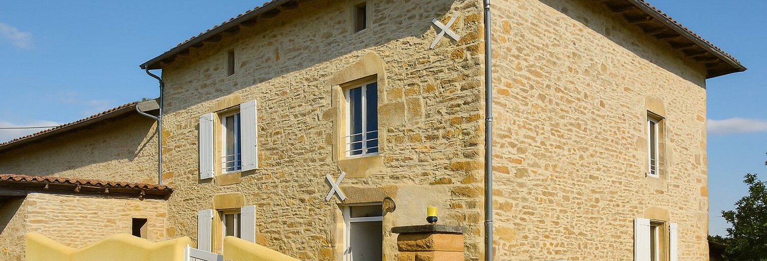 Maison 5 Pièces 200 m² à vendre à Nieuil (16270)