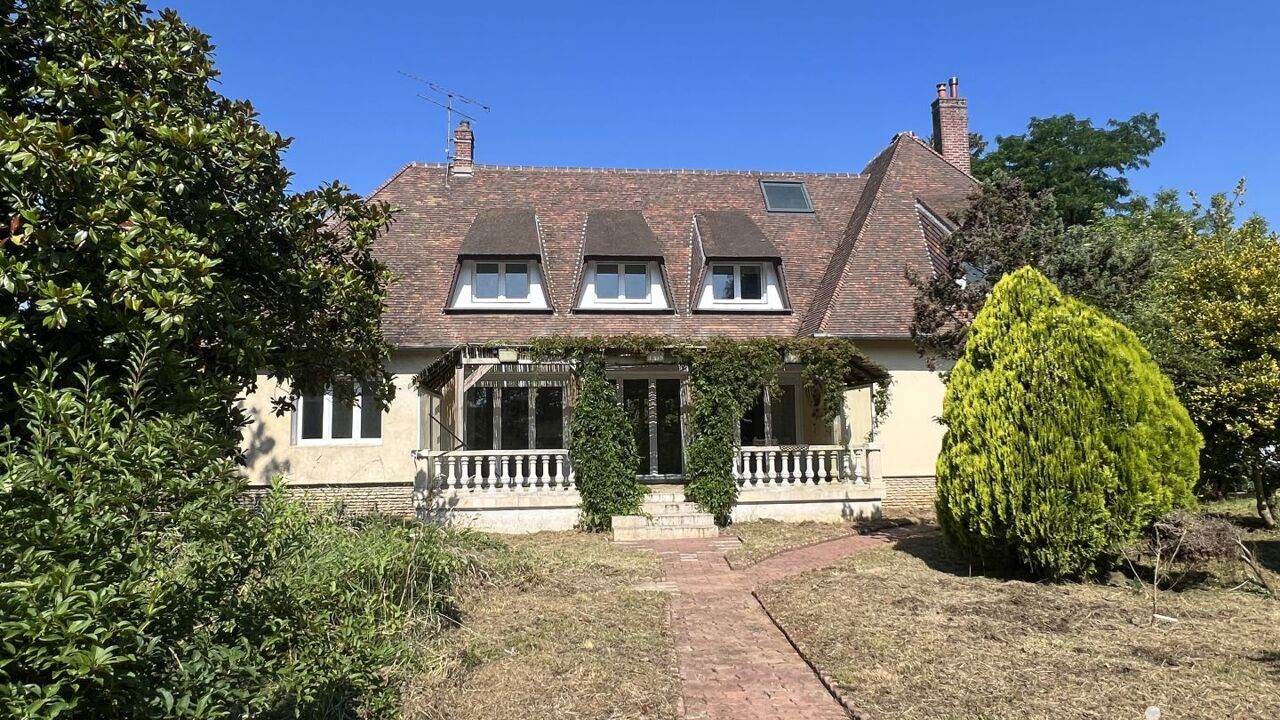 maison 7 pièces 231 m2 à vendre à Chaumont-en-Vexin (60240)