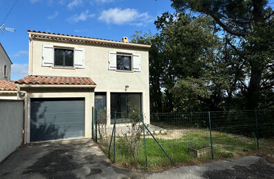 location maison 1 200 € CC /mois à proximité de Graveson (13690)