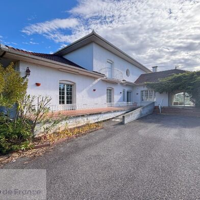 Immeuble  370000 €