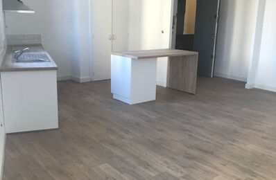 location appartement 850 € CC /mois à proximité de Palau-Del-Vidre (66690)