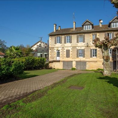 Maison 12 pièces 676000 €