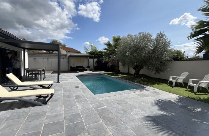 Maison contemporaine avec Piscine — photo 3