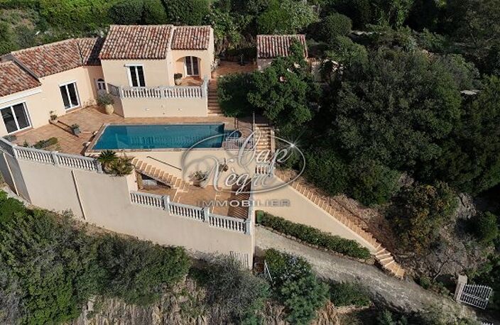 Villa avec vue mer située à Saint-Clair — photo 2