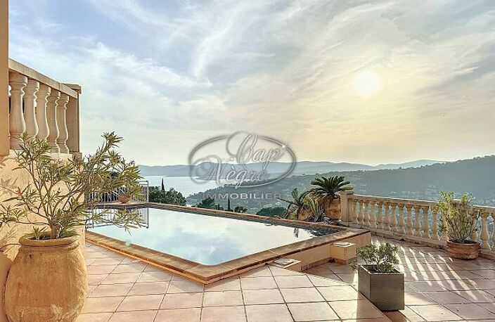 Villa avec vue mer située à Saint-Clair — photo 3