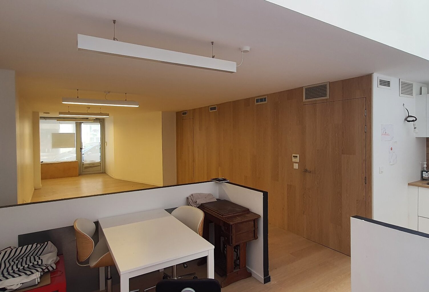 Local commercial — photo 1