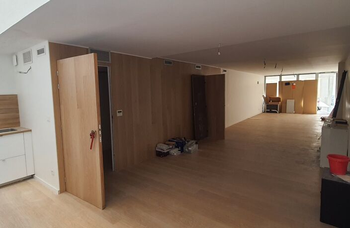 Local commercial — photo 5
