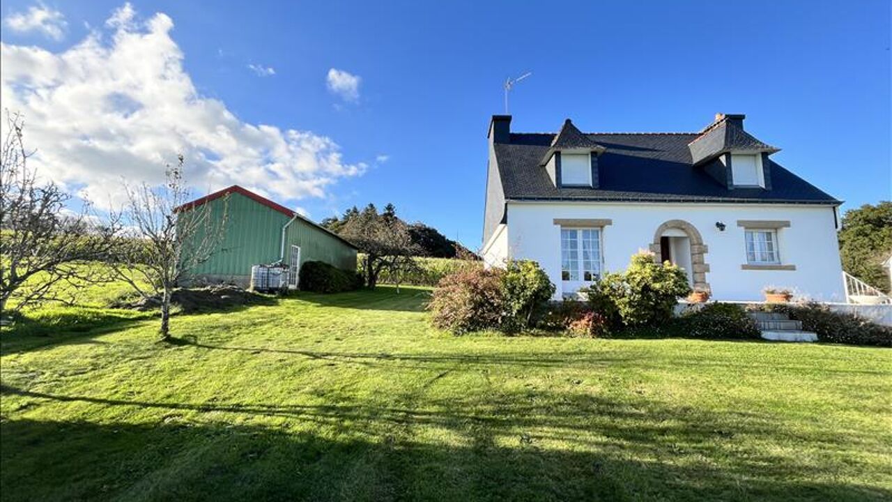 maison 4 pièces 96 m2 à vendre à Lanvénégen (56320)